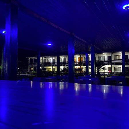 Al Mare Hotel Pizunda Eksteriør bilde