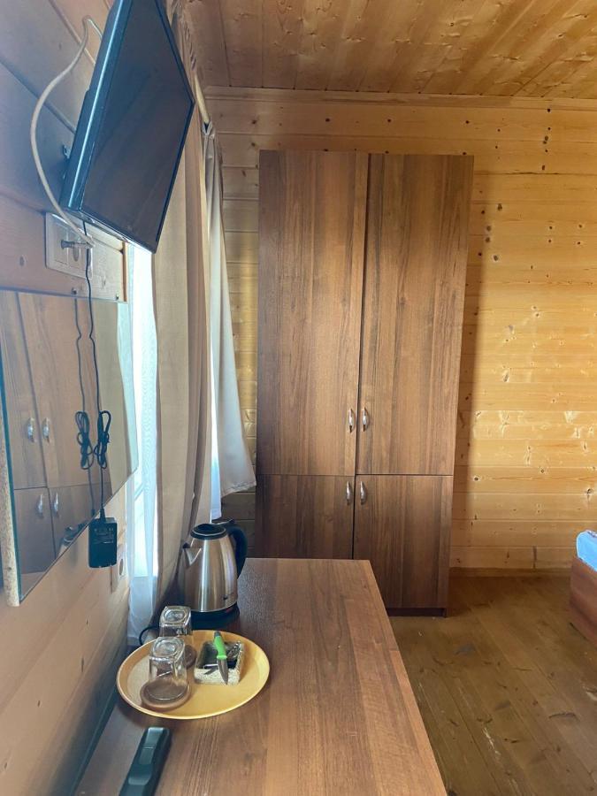 Al Mare Hotel Pizunda Eksteriør bilde